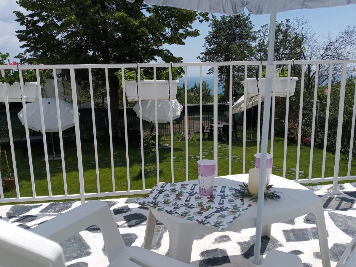 Simada Blue Guesthouse Golden Sands Exterior foto