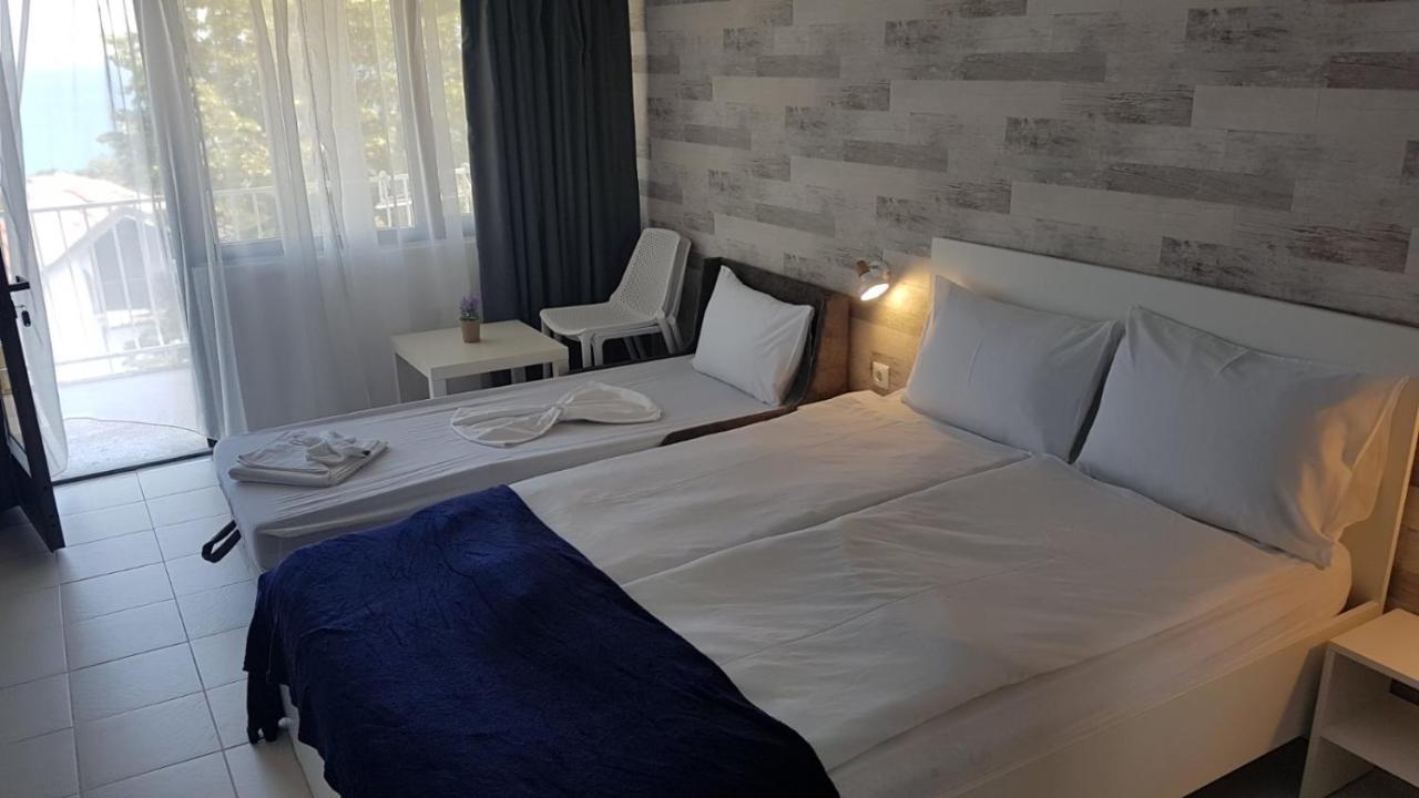 Simada Blue Guesthouse Golden Sands Exterior foto